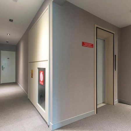 De Cyber Boutique Hotel Сиберджая Екстериор снимка